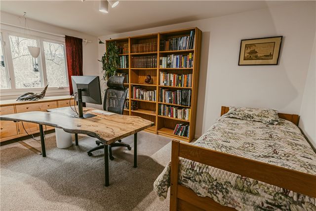 28 Shelter Creek Lane, Perinton, NY 14450