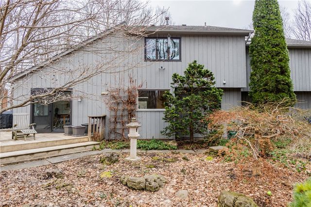 28 Shelter Creek Lane, Perinton, NY 14450