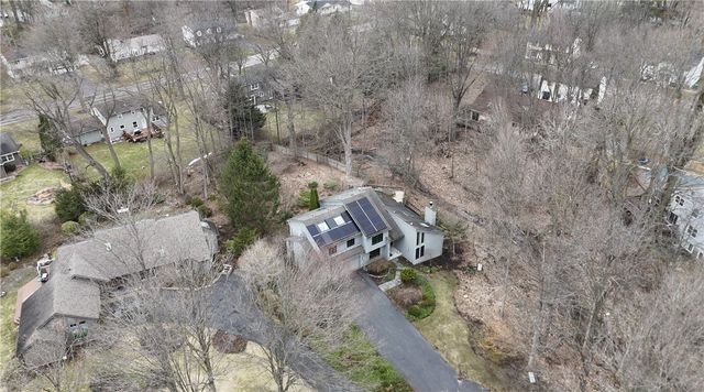 28 Shelter Creek Lane, Perinton, NY 14450