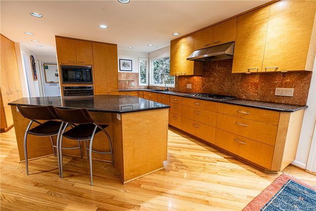 28 Shelter Creek Lane, Perinton, NY 14450