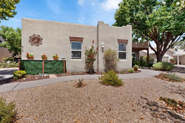 2805 Rio Orilla Lane NW, Albuquerque, NM 87120