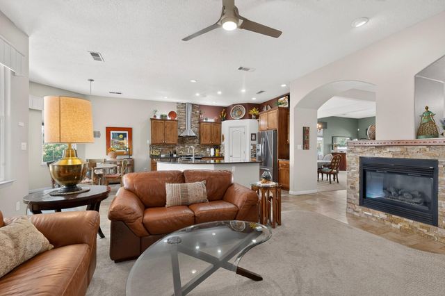 2805 Rio Orilla Lane NW, Albuquerque, NM 87120