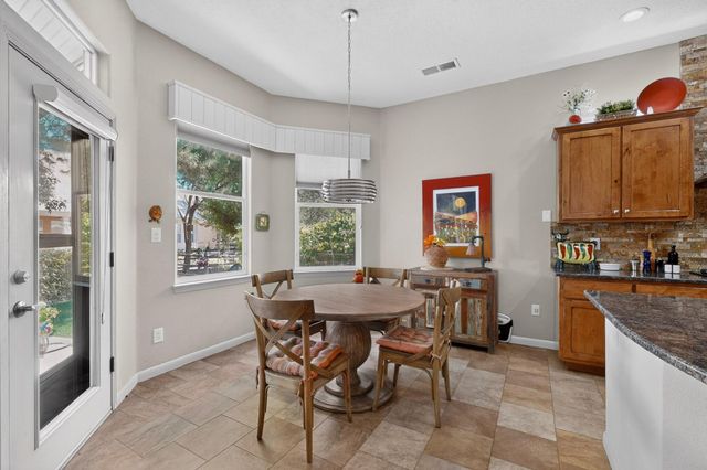 2805 Rio Orilla Lane NW, Albuquerque, NM 87120