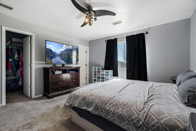 10419 Arroyo Crest Drive NW, Albuquerque, NM 87114