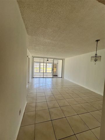 6001 NW 61st Avenue 110, Tamarac, FL 33319