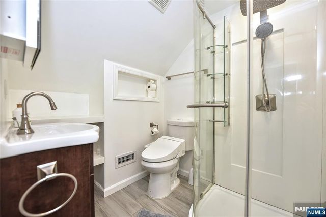 12-64 Burbank Street, Fair Lawn, NJ 07410