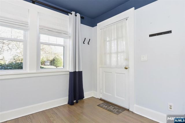 12-64 Burbank Street, Fair Lawn, NJ 07410