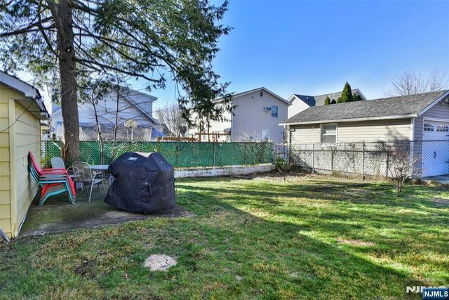 12-64 Burbank Street, Fair Lawn, NJ 07410