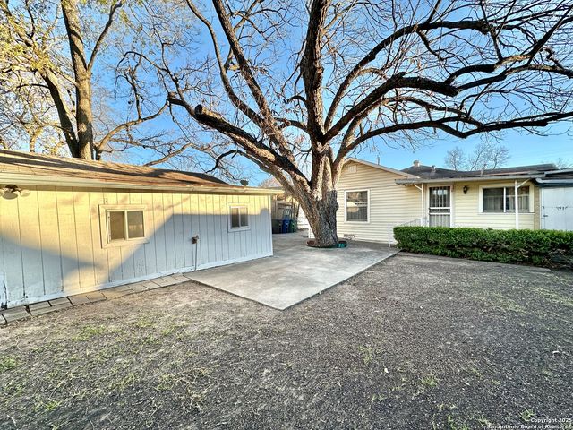 227 CAVALIER AVE, San Antonio, TX 78225