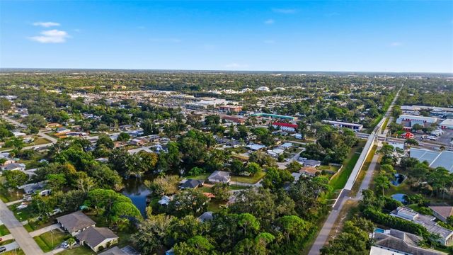 3642 RADNOR PLACE, Sarasota, FL 34232