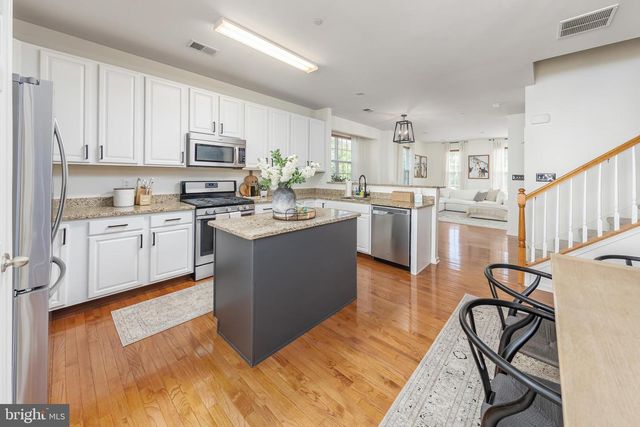 460 AURA RD, Glassboro, NJ 08028