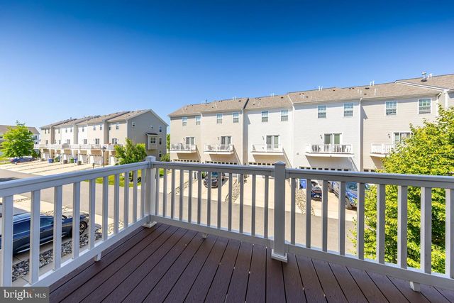 460 AURA RD, Glassboro, NJ 08028