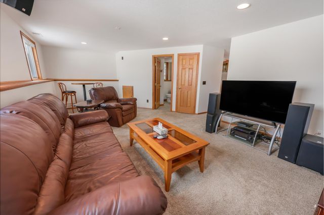 416 Cottonwood Avenue NE, Saint Michael, MN 55376