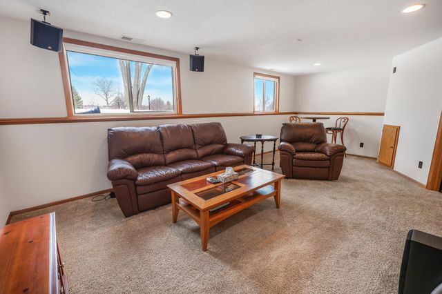 416 Cottonwood Avenue NE, Saint Michael, MN 55376