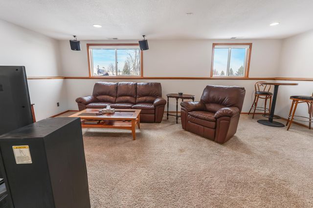 416 Cottonwood Avenue NE, Saint Michael, MN 55376