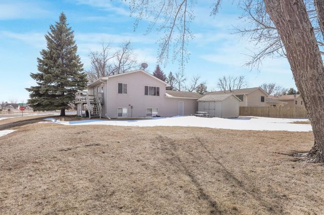 416 Cottonwood Avenue NE, Saint Michael, MN 55376