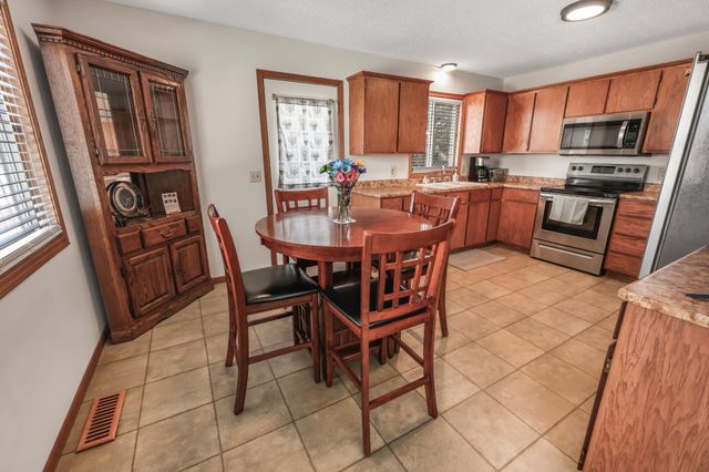 416 Cottonwood Avenue NE, Saint Michael, MN 55376