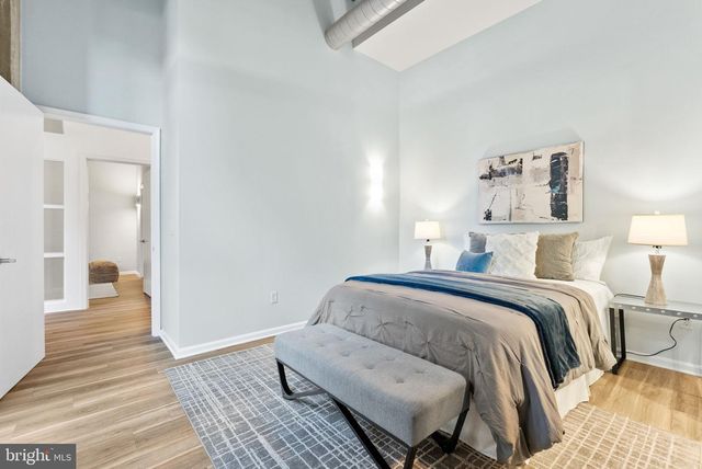 2720 S ARLINGTON MILL DR #106, Arlington, VA 22206
