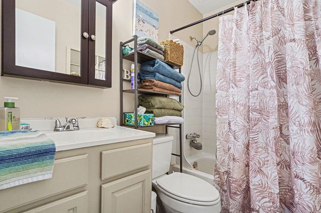 10301 N Kings Hwy Apt 23-3, Myrtle Beach, SC 29572