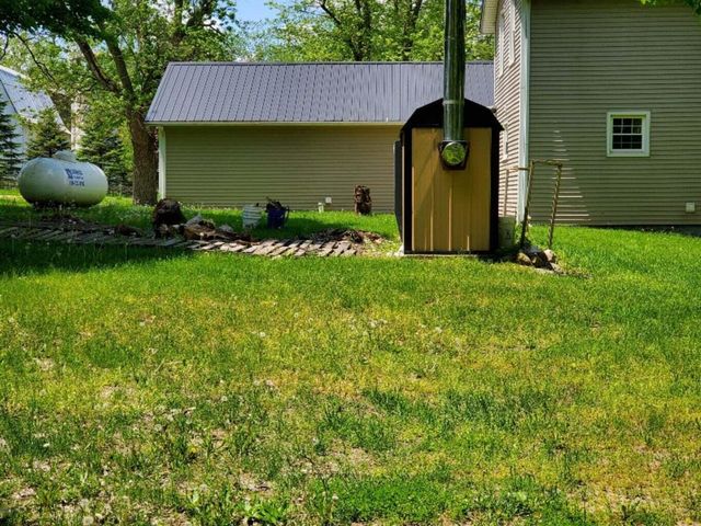 3151 E Bacon Road, Hillsdale, MI 49242