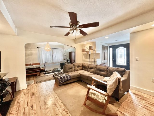 3151 E Bacon Road, Hillsdale, MI 49242