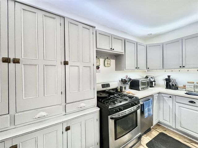 3151 E Bacon Road, Hillsdale, MI 49242