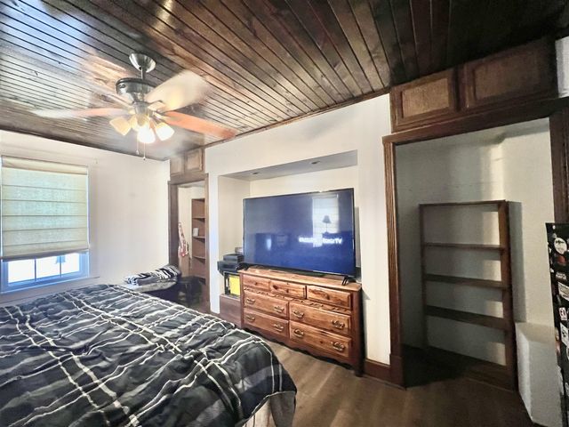 3151 E Bacon Road, Hillsdale, MI 49242