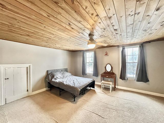 3151 E Bacon Road, Hillsdale, MI 49242