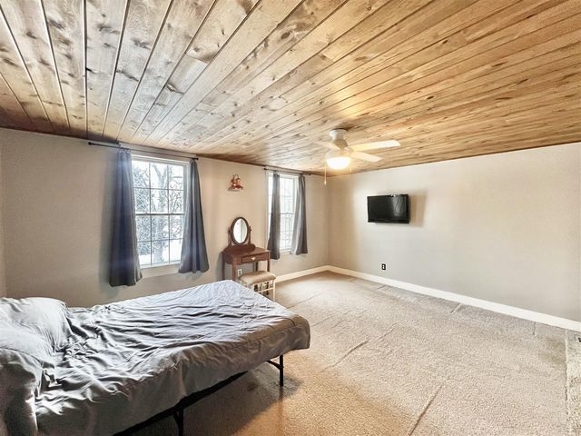 3151 E Bacon Road, Hillsdale, MI 49242