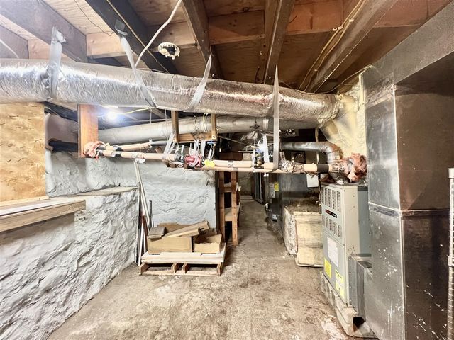 3151 E Bacon Road, Hillsdale, MI 49242