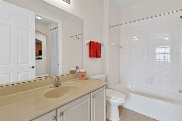 6380 Oxford Circle 103C, Vero Beach, FL 32966