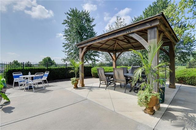 16059 Fontana Street 206, Overland Park, KS 66085