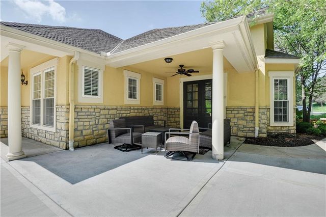 16059 Fontana Street 206, Overland Park, KS 66085