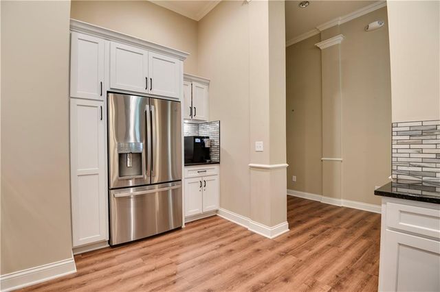 16059 Fontana Street 206, Overland Park, KS 66085
