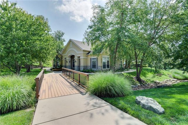 16059 Fontana Street 206, Overland Park, KS 66085