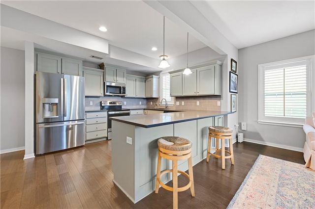 16059 Fontana Street 206, Overland Park, KS 66085