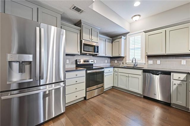 16059 Fontana Street 206, Overland Park, KS 66085