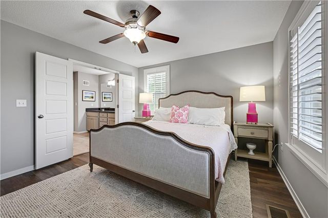16059 Fontana Street 206, Overland Park, KS 66085