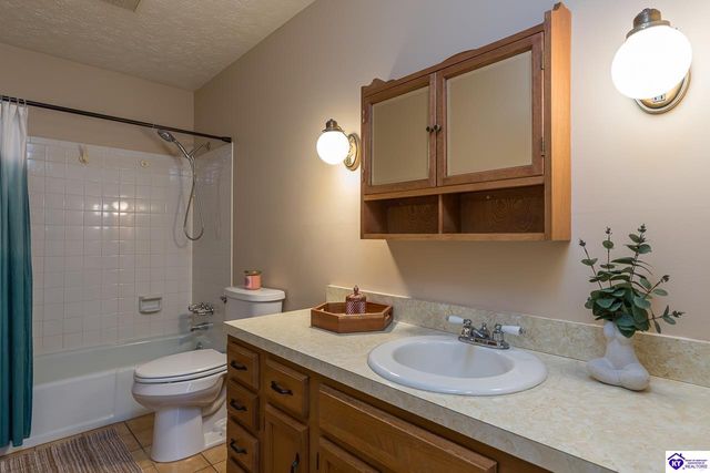 3920 S Dixie Highway, Elizabethtown, KY 42701