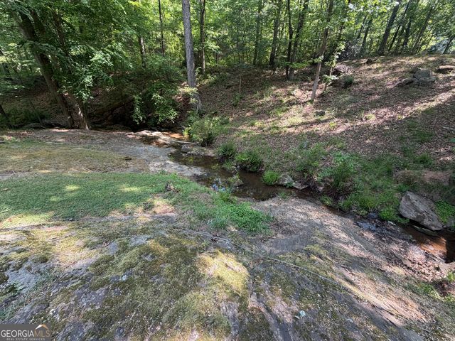 20 Clark Hill Road, Newnan, GA 30263