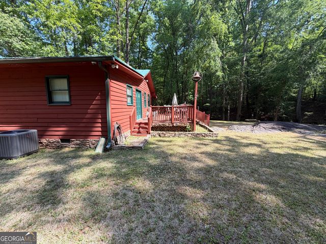 20 Clark Hill Road, Newnan, GA 30263