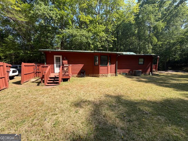 20 Clark Hill Road, Newnan, GA 30263