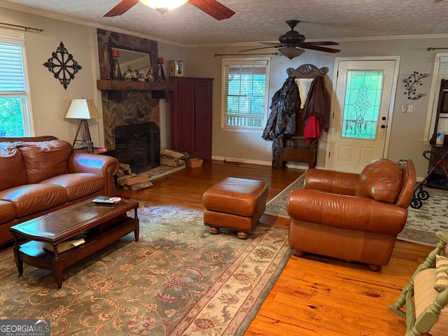 20 Clark Hill Road, Newnan, GA 30263