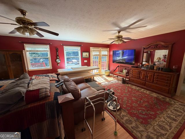20 Clark Hill Road, Newnan, GA 30263