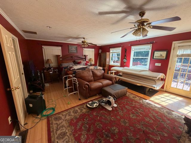 20 Clark Hill Road, Newnan, GA 30263