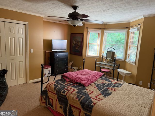 20 Clark Hill Road, Newnan, GA 30263