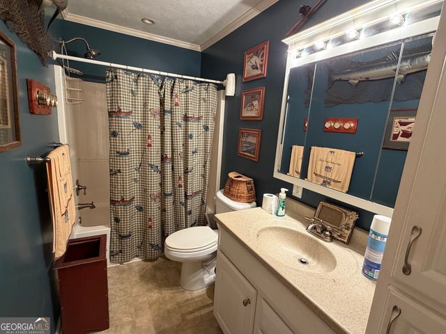 20 Clark Hill Road, Newnan, GA 30263