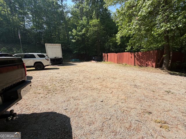 20 Clark Hill Road, Newnan, GA 30263