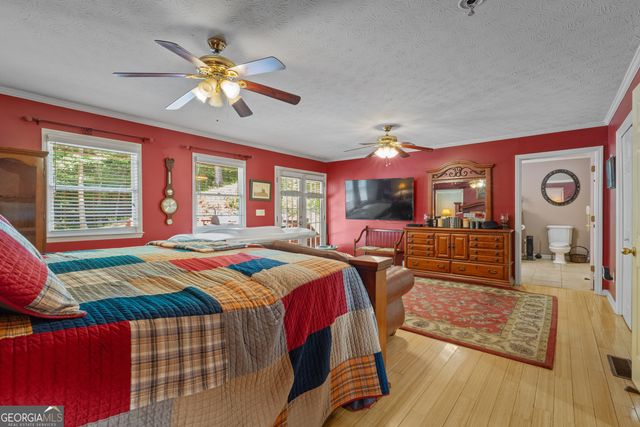 20 Clark Hill Road, Newnan, GA 30263