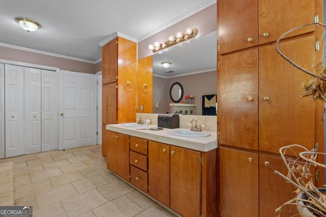 20 Clark Hill Road, Newnan, GA 30263